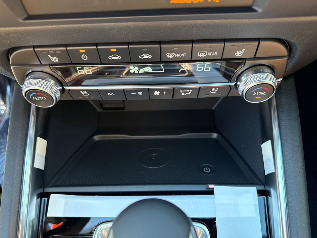 Used 2025 MAZDA CX-5 Carbon Edition image 25