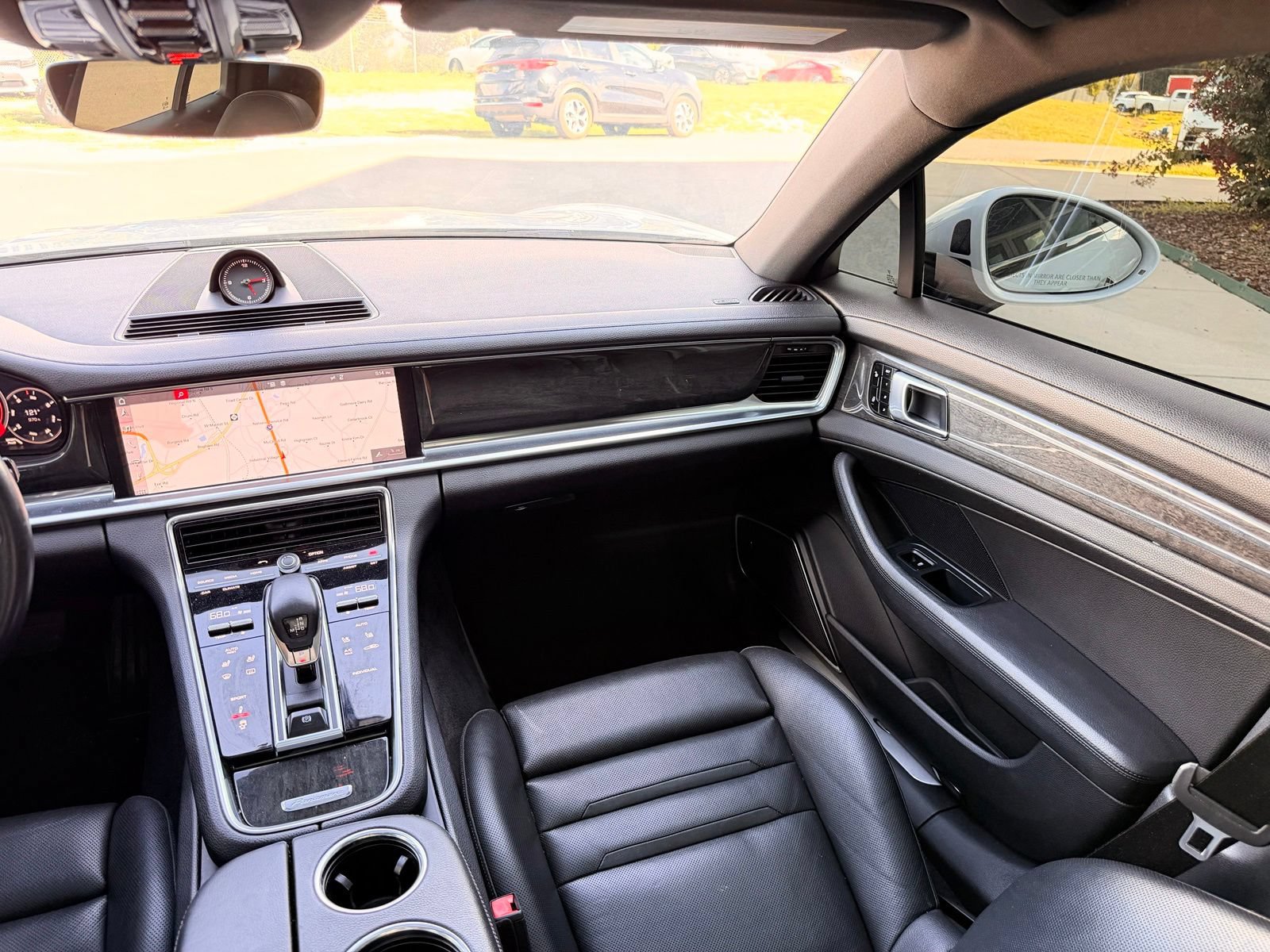 Used 2018 Porsche Panamera w/ Premium Package Plus RWD image 28