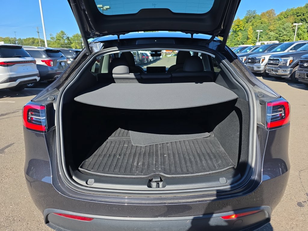 Used 2024 Tesla Model Y Long Range AWD/4WD image 14