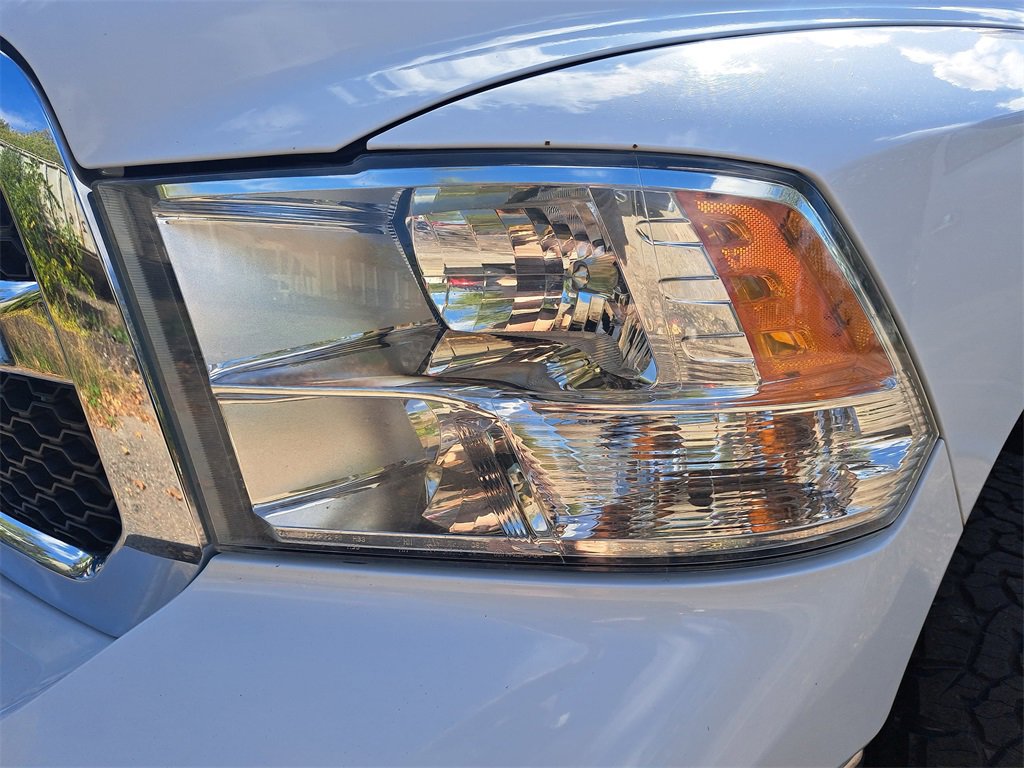 Used 2014 RAM 1500 Classic SLT image 28