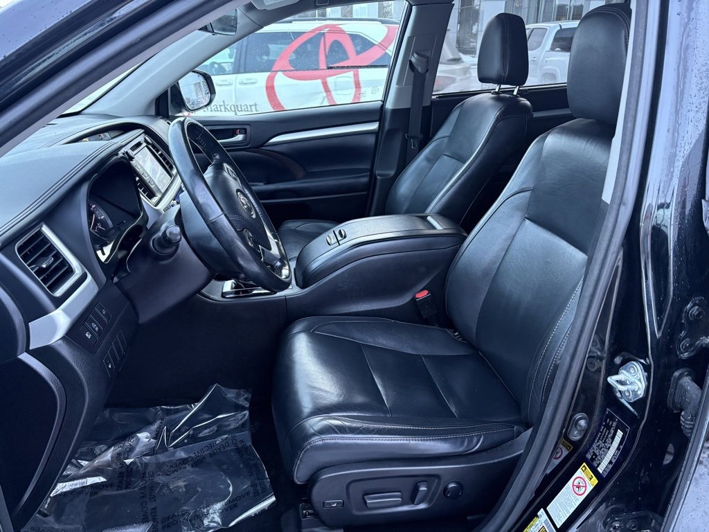Certified 2018 Toyota Highlander XLE image 13