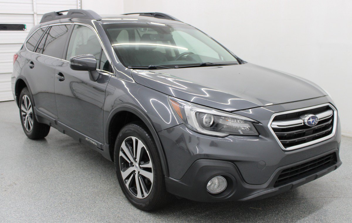 Used 2018 Subaru Outback 3.6R Limited AWD/4WD image 4