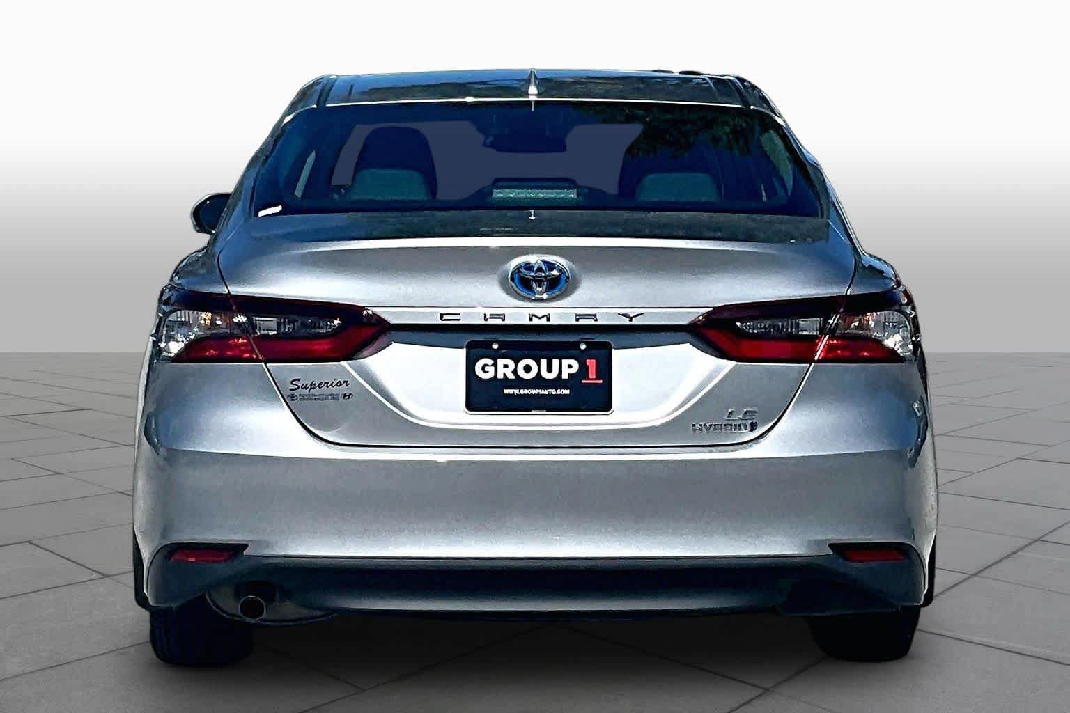 Used 2023 Toyota Camry LE FWD image 5