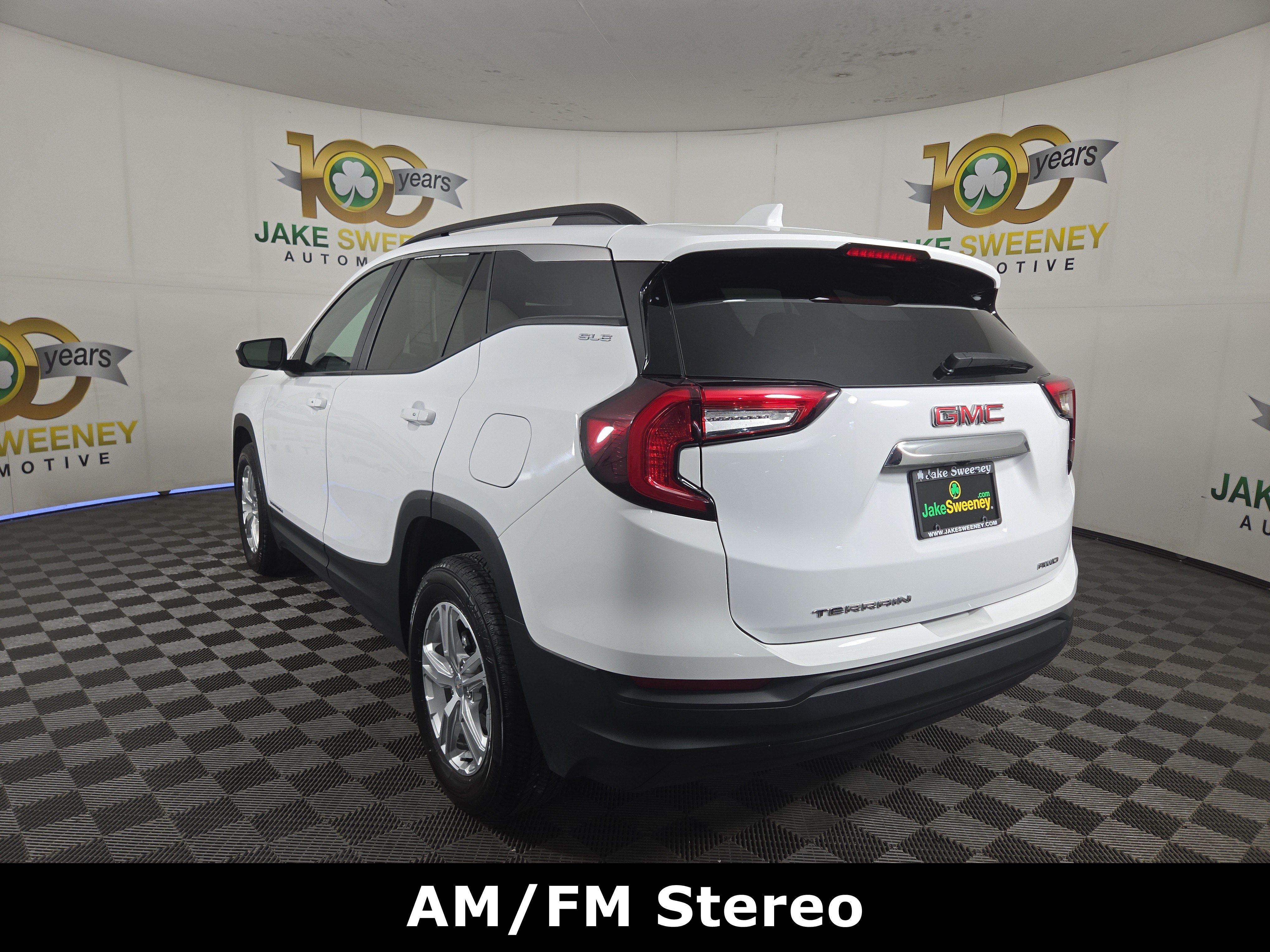 Used 2022 GMC Terrain SLE w/ Driver Convenience Package AWD/4WD image 6
