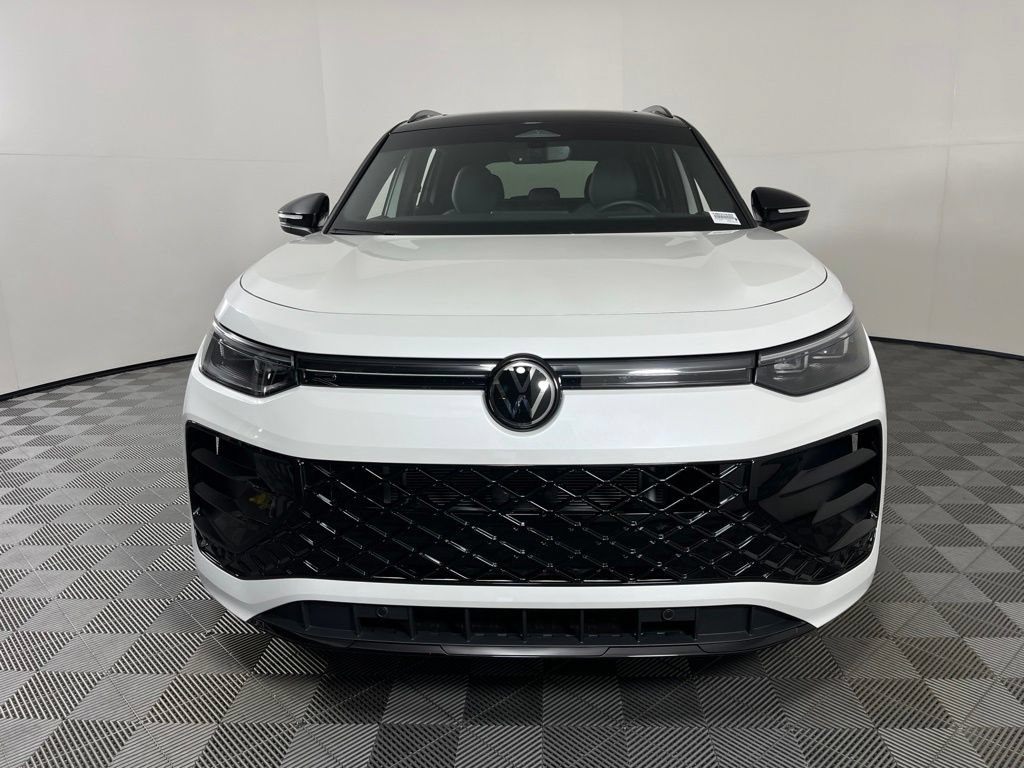 Used 2026 Volkswagen Tiguan SE R-Line AWD/4WD image 18