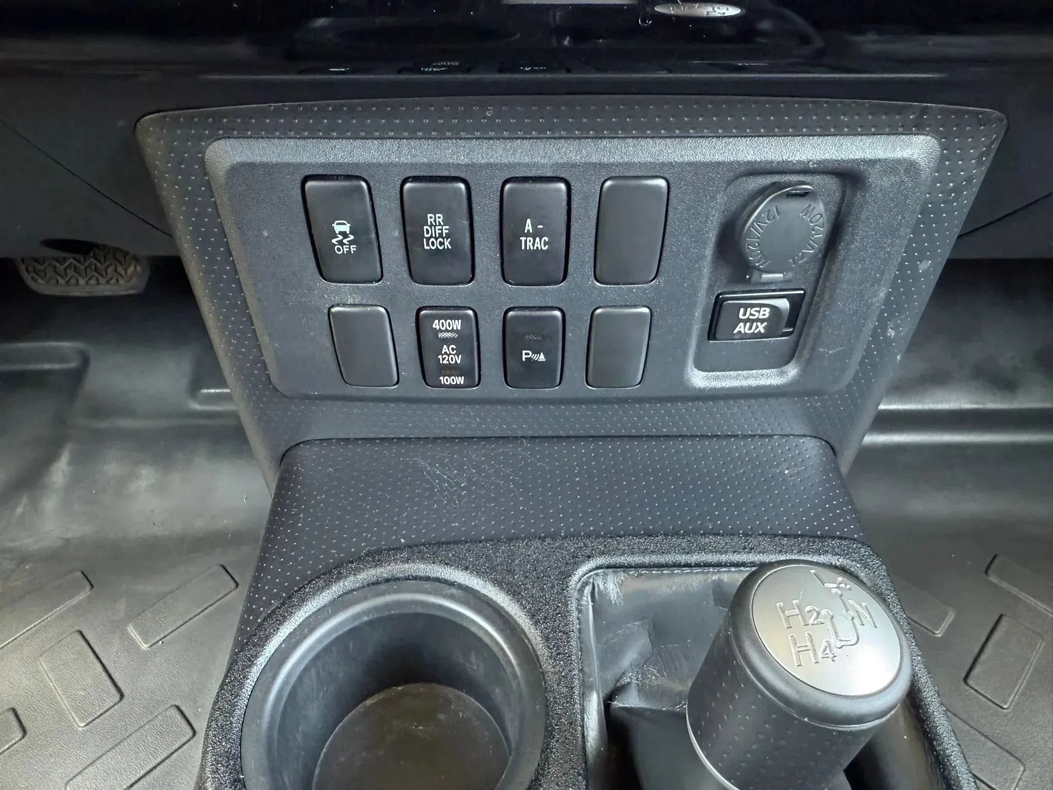 Used 2014 Toyota FJ Cruiser 4WD w/ Upgrade Package image 21