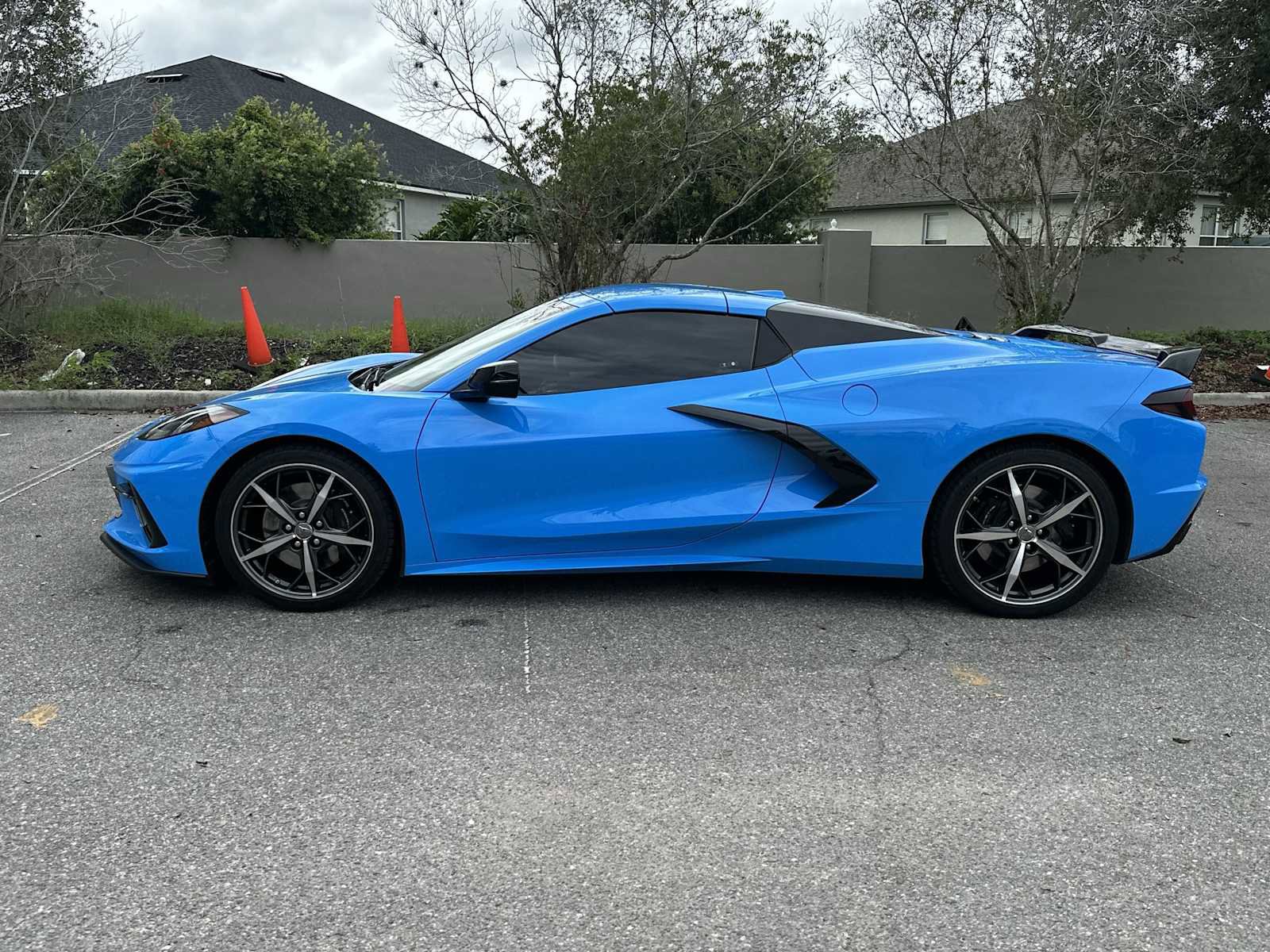 Used 2023 Chevrolet Corvette Stingray Premium Conv w/ Z51 Performance Package RWD image 11