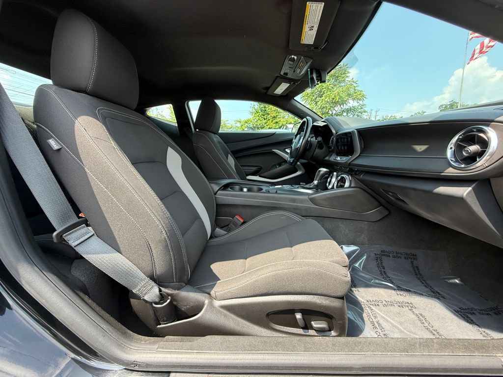 Used 2024 Chevrolet Camaro LT w/ Technology Package RWD image 25