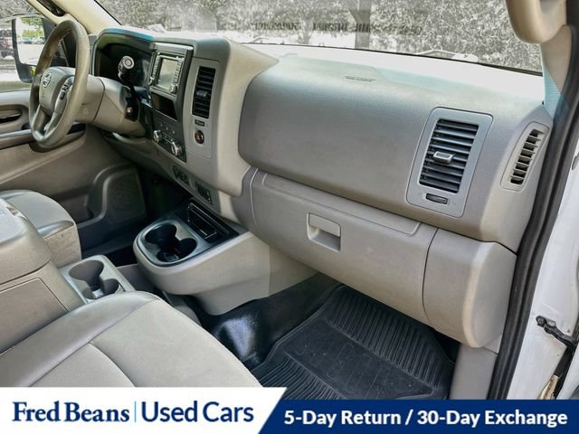 Used 2015 Nissan NV 2500 SV w/ Technology Package RWD image 26