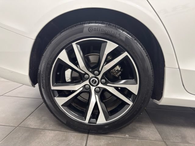Used 2024 Volvo S60 B5 Core FWD image 32