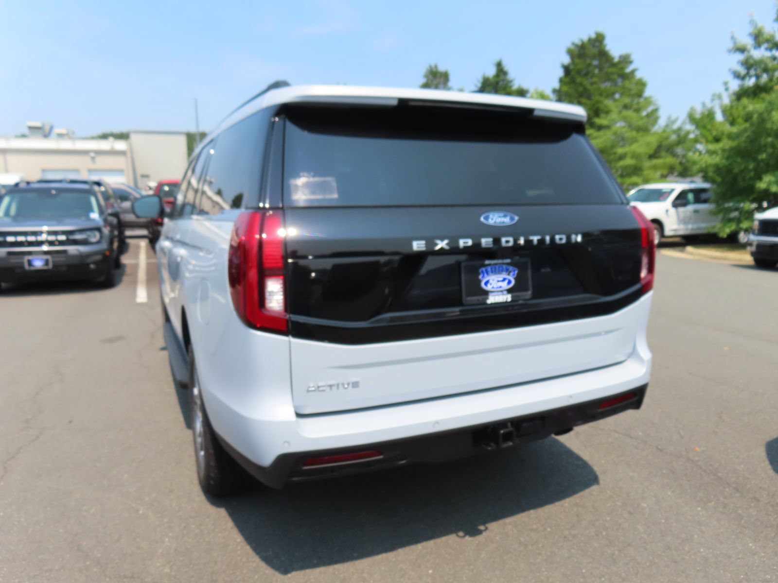 New 2026 Ford Expedition Active AWD/4WD image 6