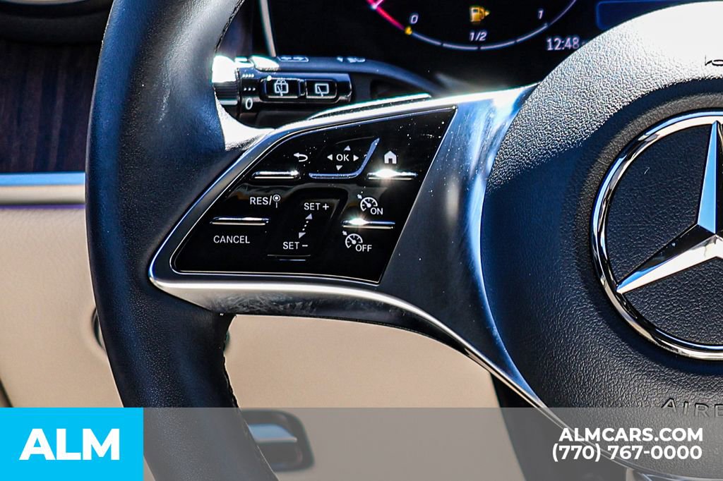 Used 2025 Mercedes-Benz GLC 300 4MATIC image 32