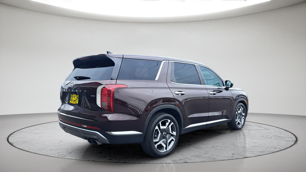 Used 2024 Hyundai Palisade Limited AWD/4WD image 5