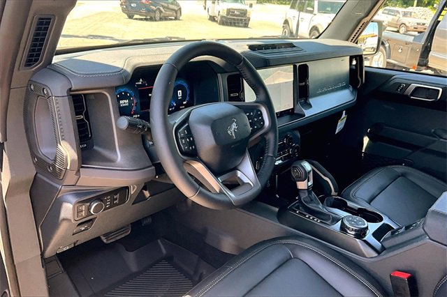 New 2025 Ford Bronco Badlands image 6