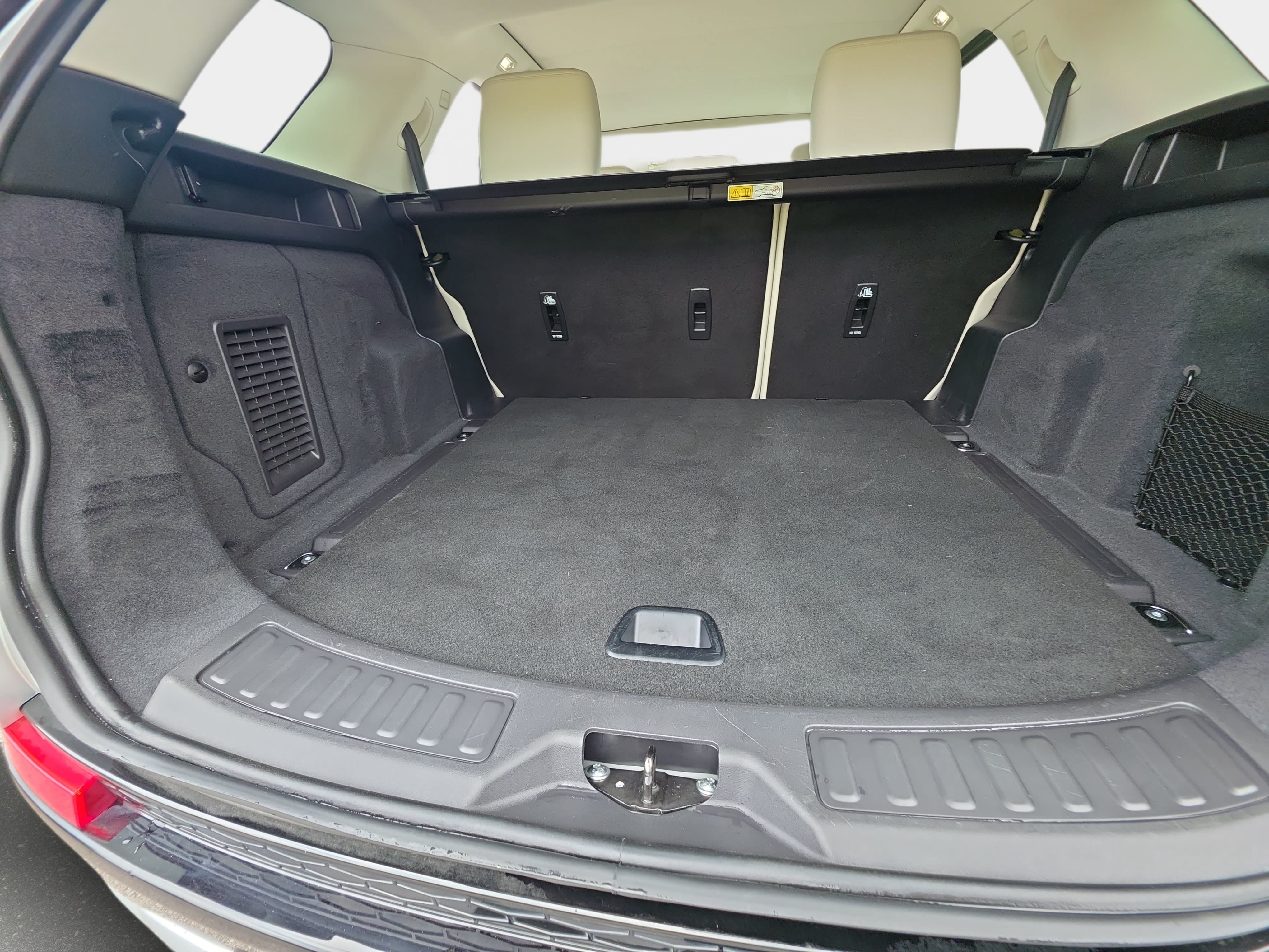 Used 2025 Land Rover Discovery Sport S AWD/4WD image 12