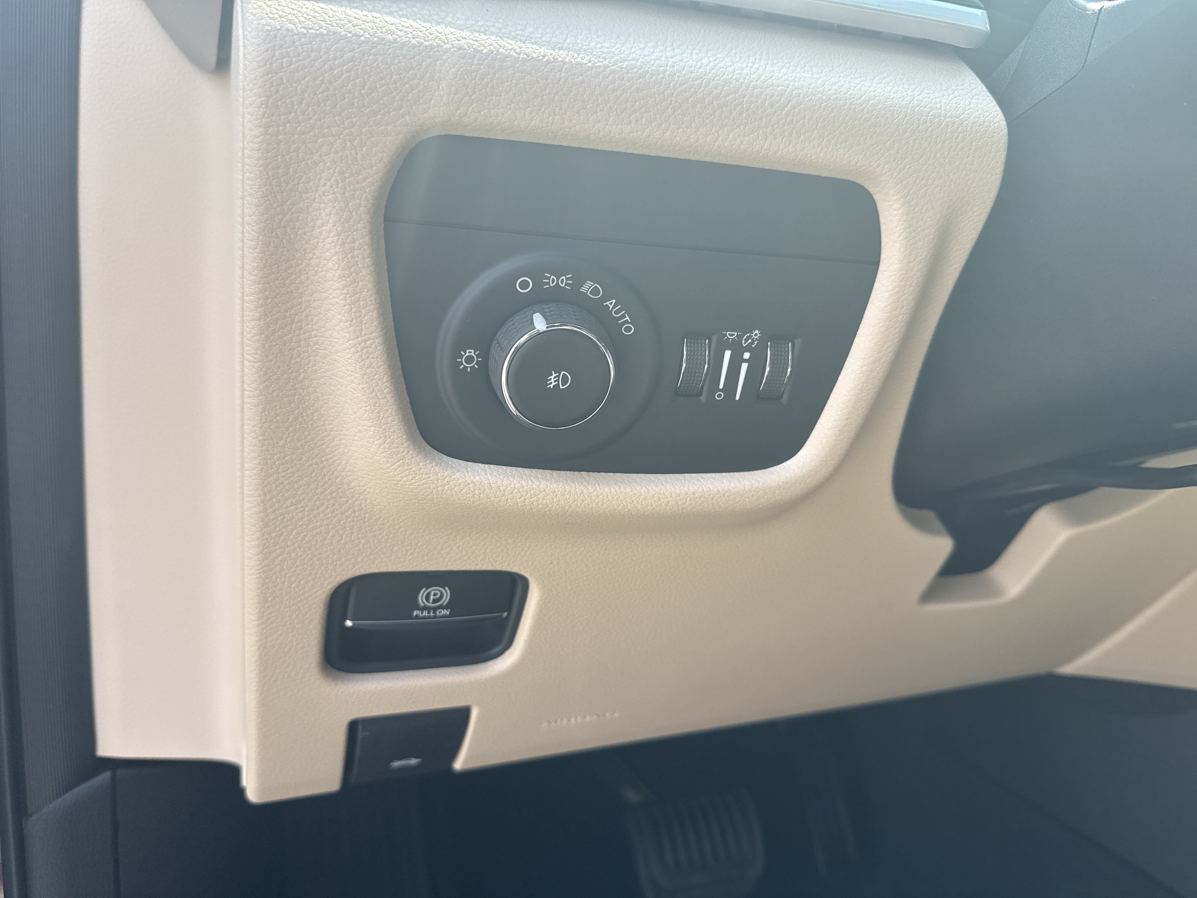 New 2026 Jeep Grand Cherokee Limited AWD/4WD image 33