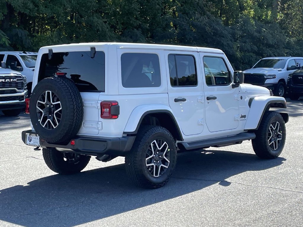 New 2027 Jeep Wrangler Unlimited Sahara AWD/4WD image 8