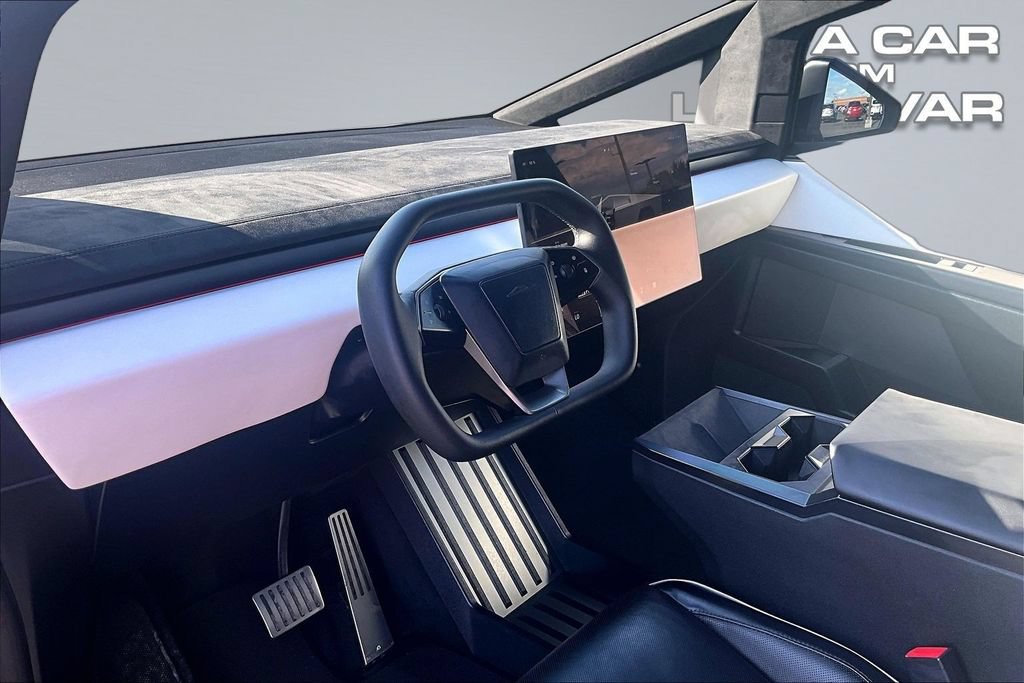 Used 2024 Tesla Cybertruck Cyberbeast AWD/4WD image 13