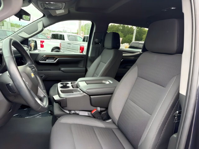 Used 2023 Chevrolet Silverado 1500 LT AWD/4WD image 15