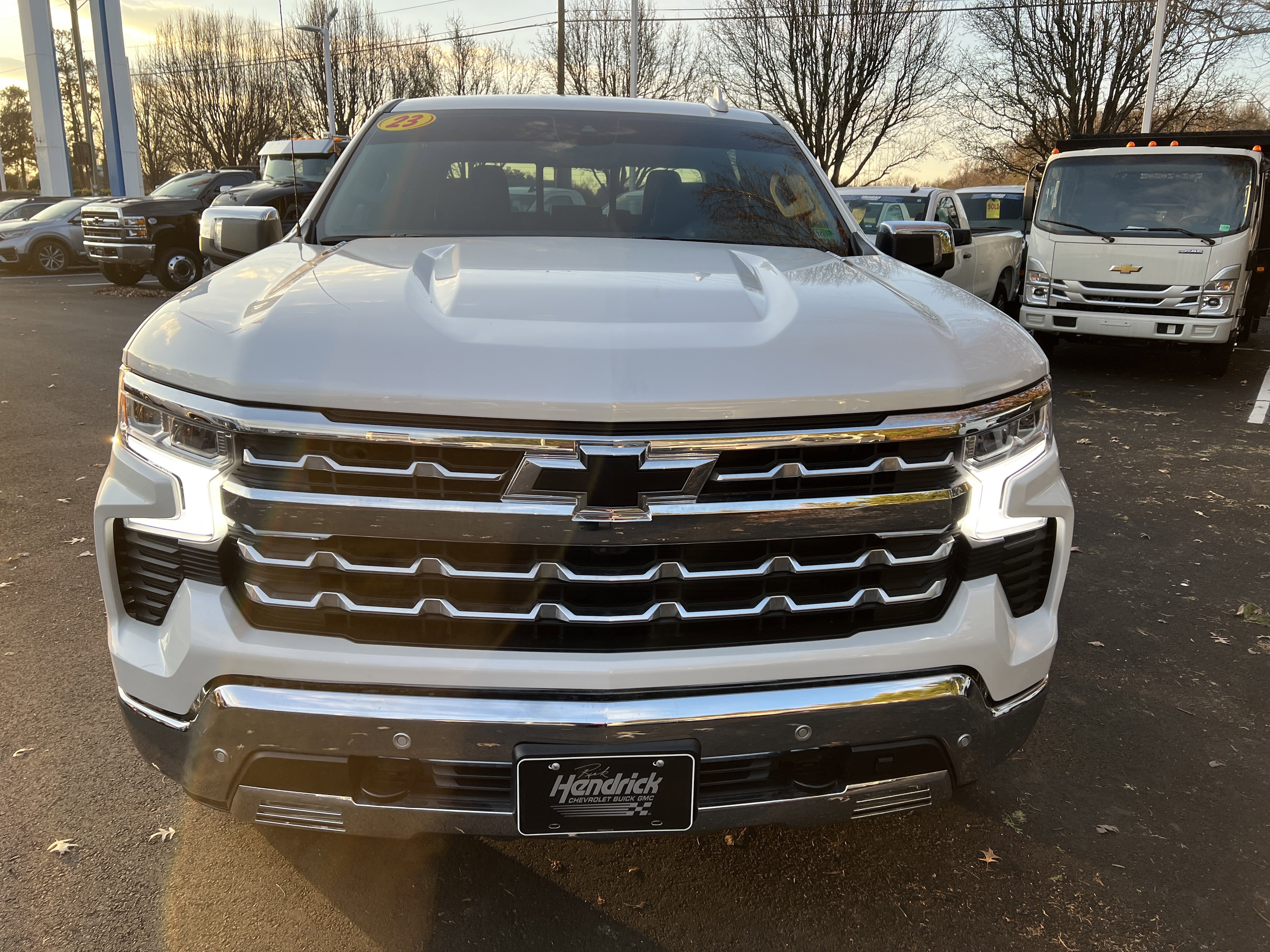 Used 2023 Chevrolet Silverado 1500 LTZ w/ Technology Package image 3