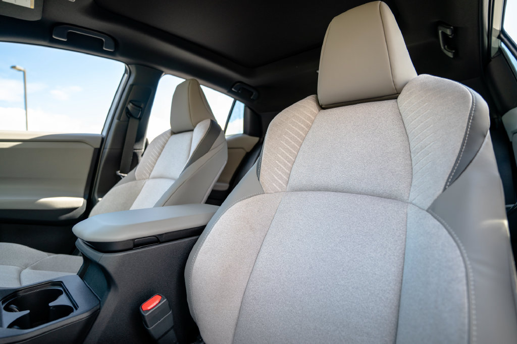 New 2026 Toyota C-HR AWD/4WD image 6