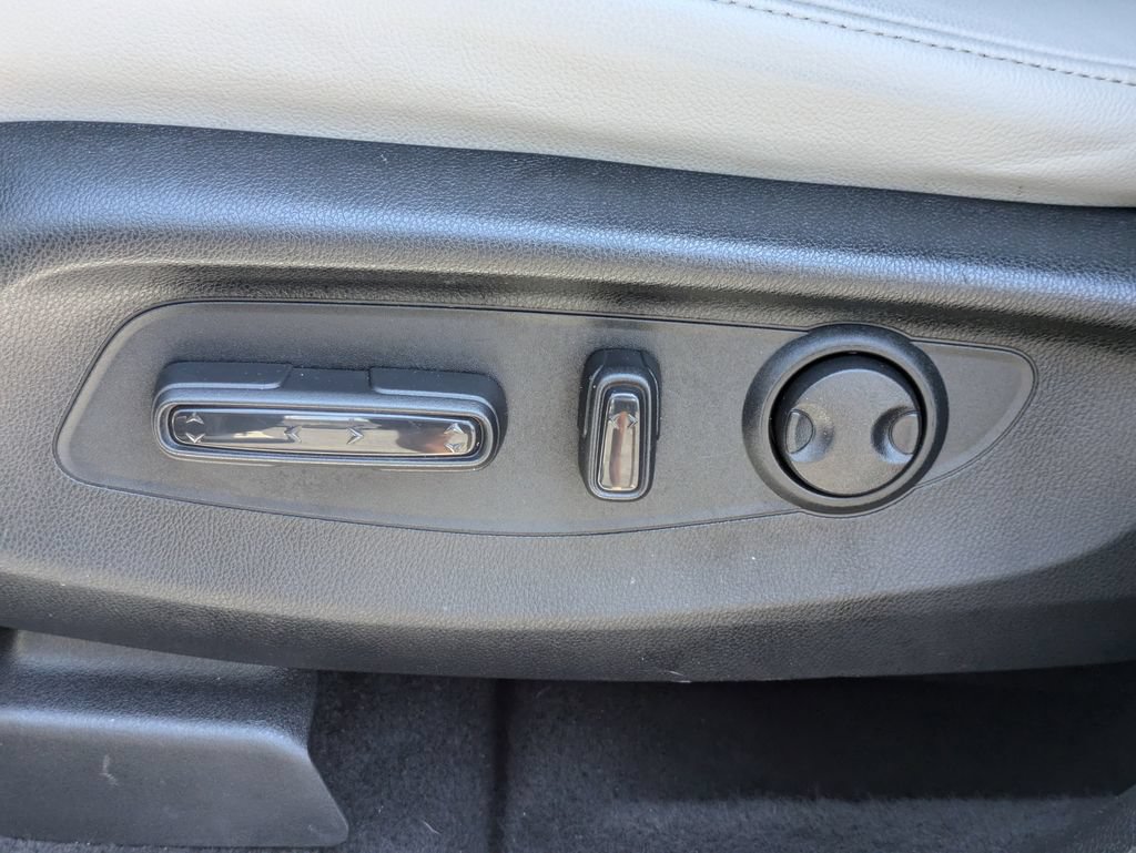 Used 2024 Honda CR-V EX-L image 15