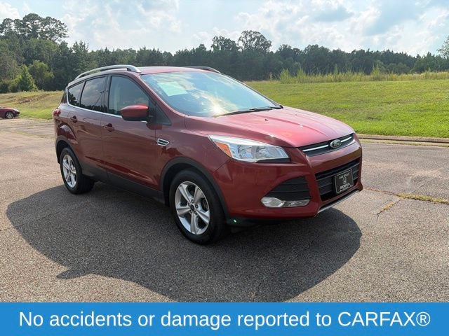 Used 2015 Ford Escape SE FWD image 2