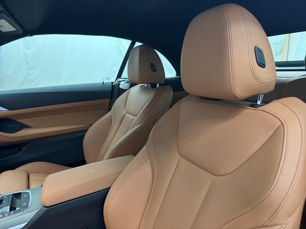 Used 2023 BMW M440i M440i w/ Premium Package image 14