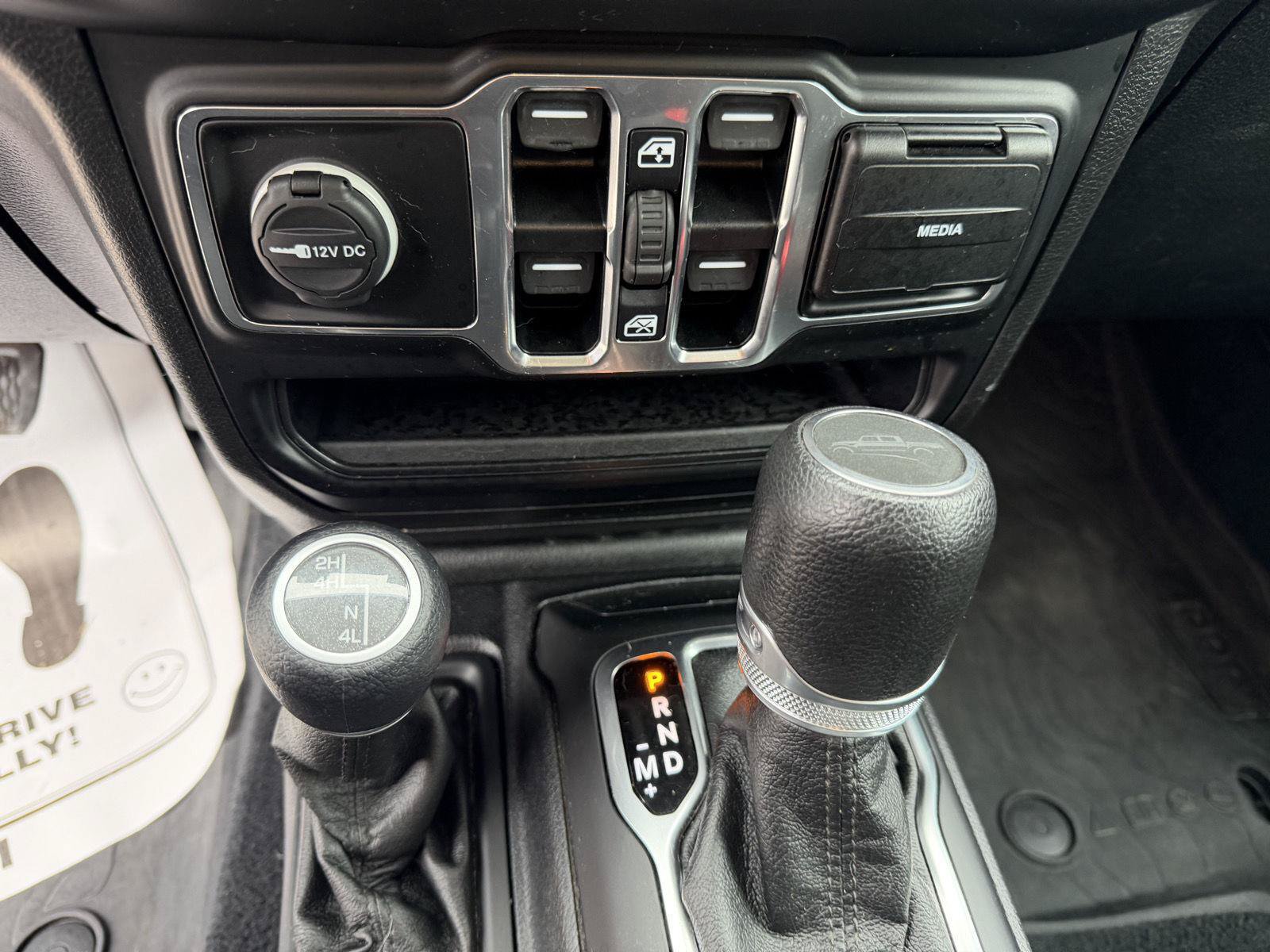 Used 2020 Jeep Gladiator Sport w/ Quick Order Package 24S AWD/4WD image 14