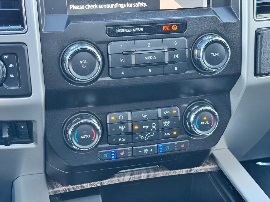 Used 2019 Ford F250 Lariat w/ Lariat Ultimate Package AWD/4WD image 20