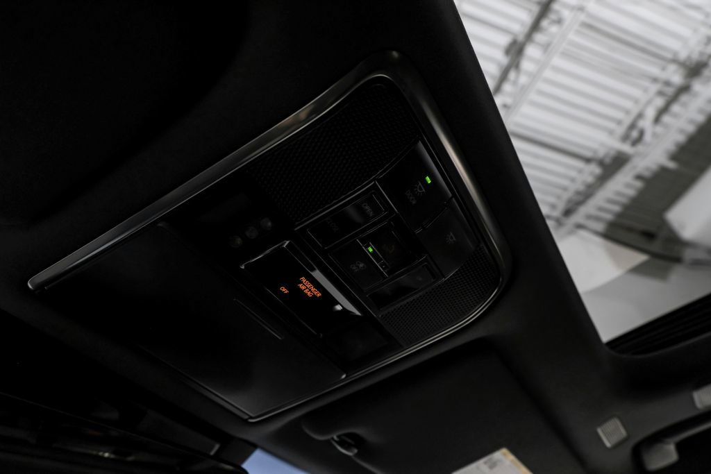 Used 2023 Lexus LX 600 F Sport image 22