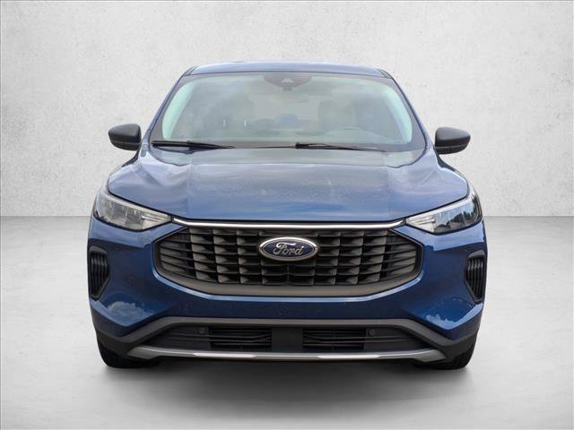 Used 2023 Ford Escape Active AWD/4WD image 2