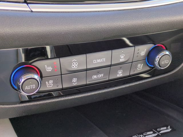 Used 2023 Buick Enclave Avenir w/ Avenir Technology Package FWD image 19