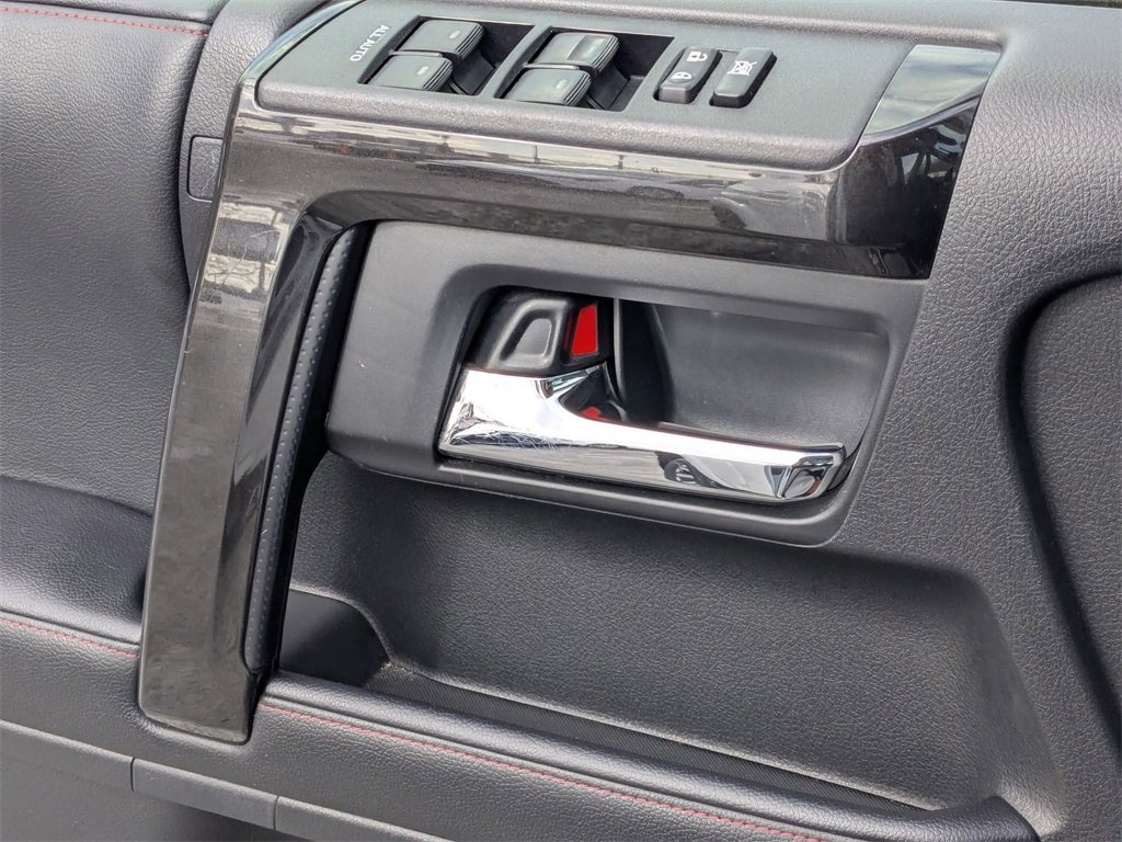 Used 2024 Toyota 4Runner TRD Off-Road image 14