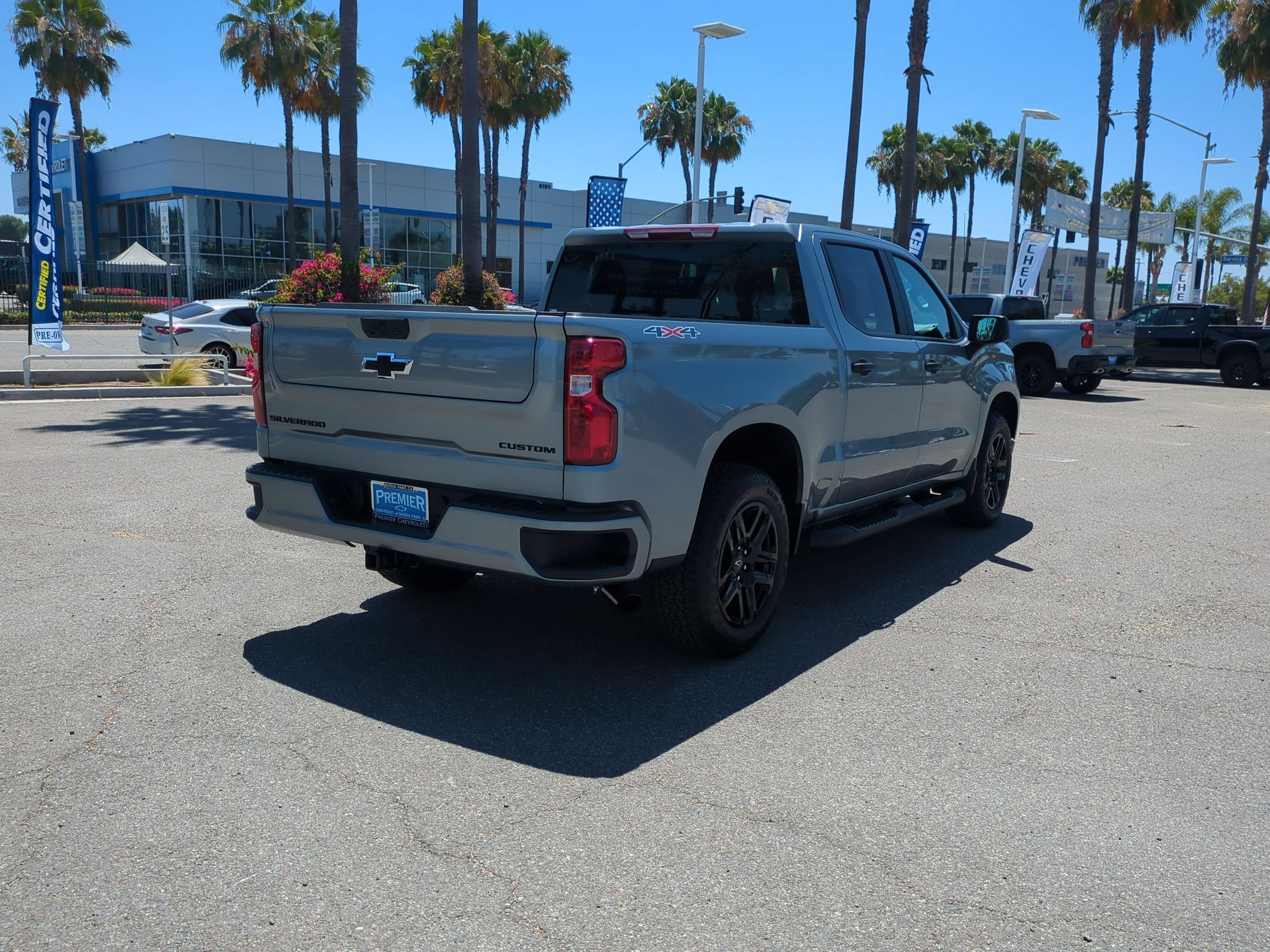 Used 2026 Chevrolet Silverado 1500 Custom w/ Turbomax Blackout Package AWD/4WD image 5