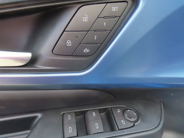Used 2025 Chevrolet Equinox EV LT w/ Convenience Package II FWD image 13