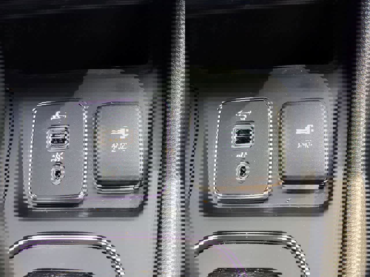 Used 2020 Jeep Cherokee Latitude image 31