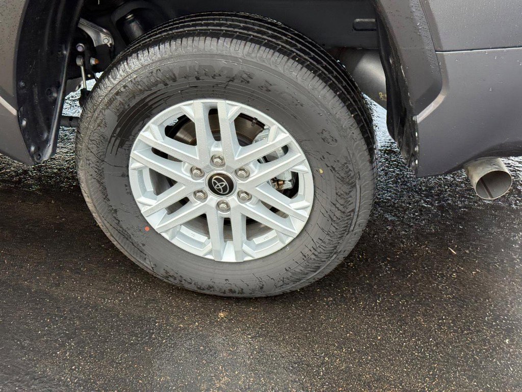 Used 2024 Toyota Tundra SR5 w/ SR5 Premium Package image 7