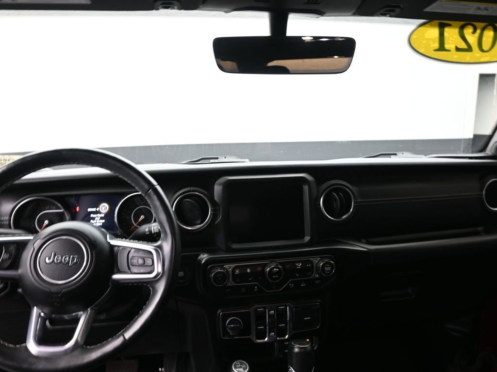 Used 2021 Jeep Wrangler Unlimited Sahara image 25
