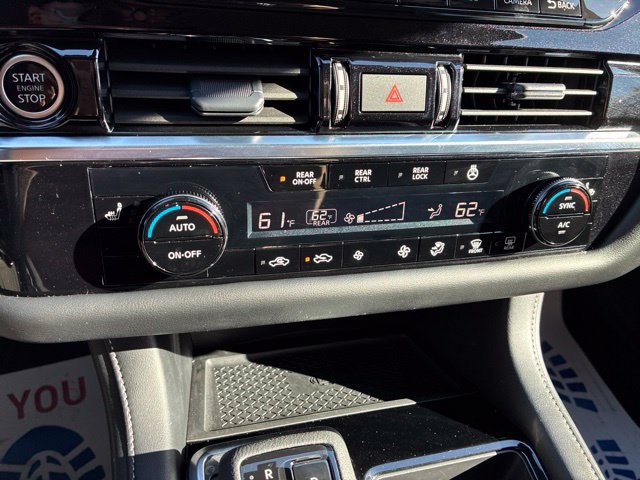 Certified 2024 Nissan Pathfinder SL w/ Black Appearance Package AWD/4WD image 31