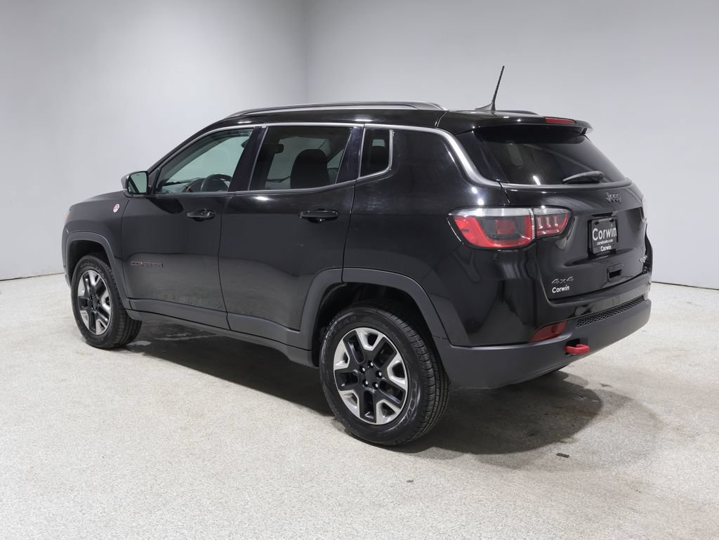 Used 2017 Jeep Compass Trailhawk w/ Leather Interior Group AWD/4WD image 4