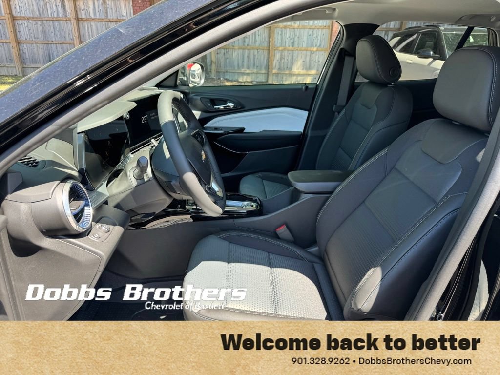 New 2026 Chevrolet Trax LT w/ Sunroof Package FWD image 10