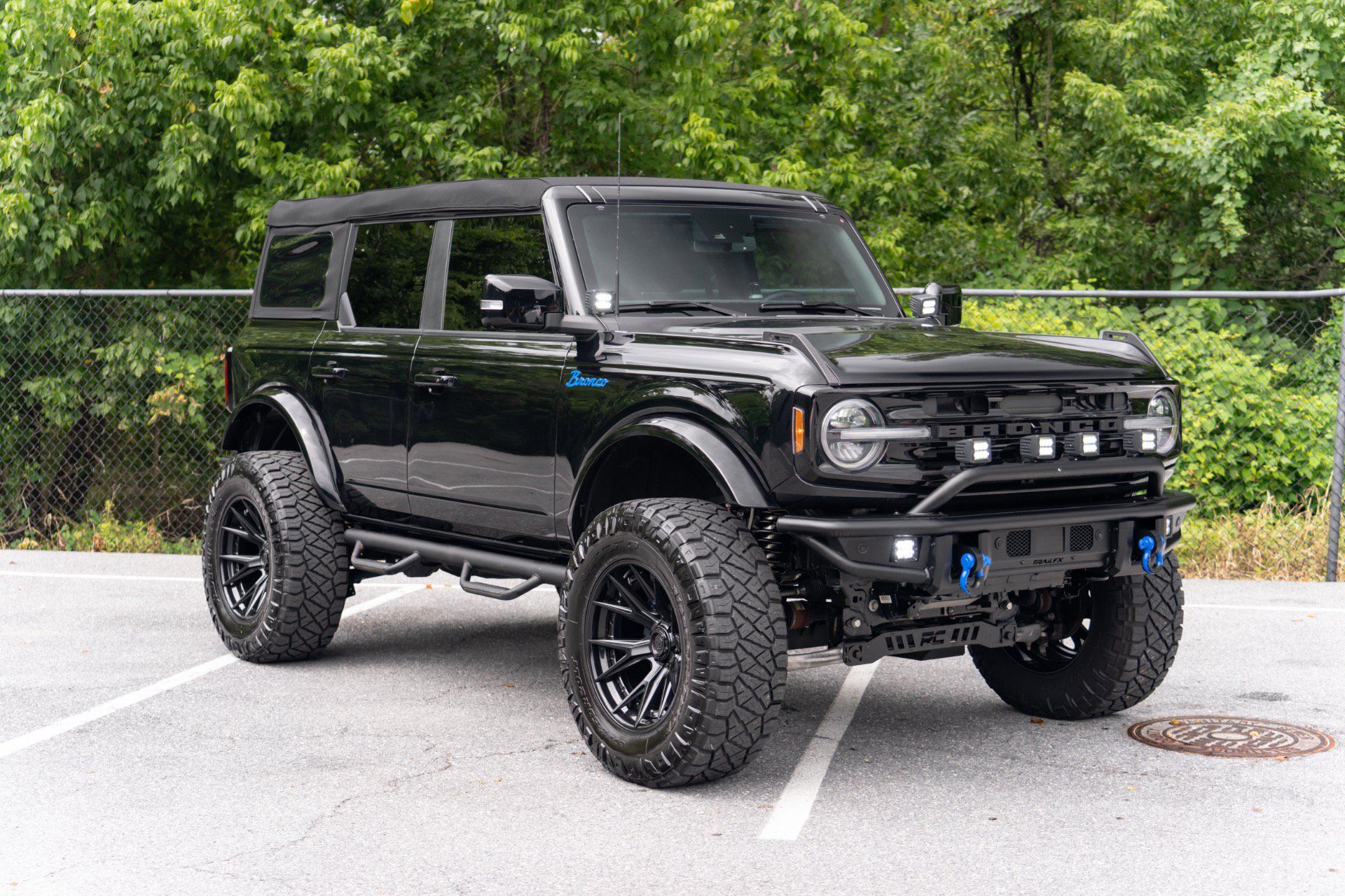 Used 2024 Ford Bronco Outer Banks AWD/4WD image 11