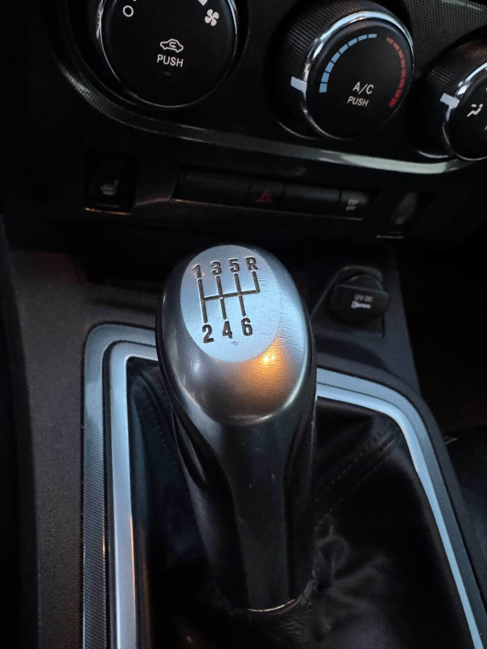 Used 2010 Dodge Challenger R/T image 29