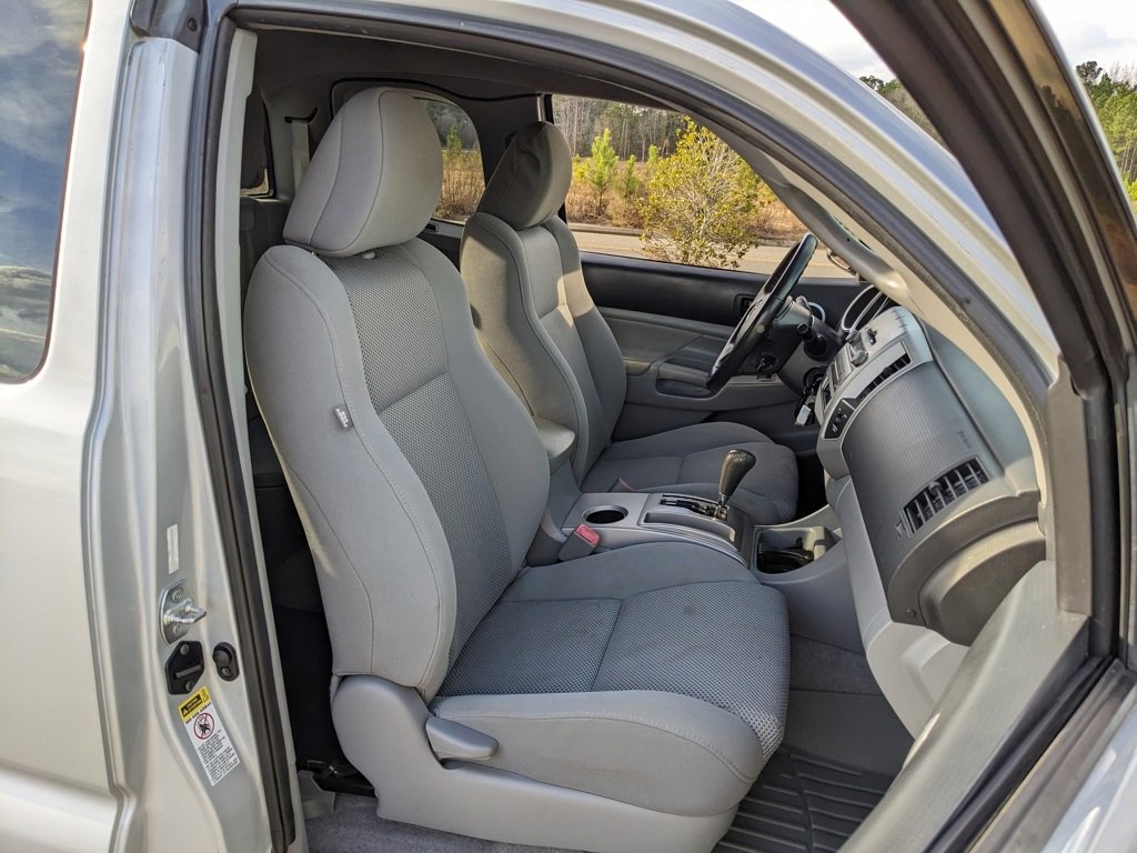 Used 2009 Toyota Tacoma PreRunner image 34
