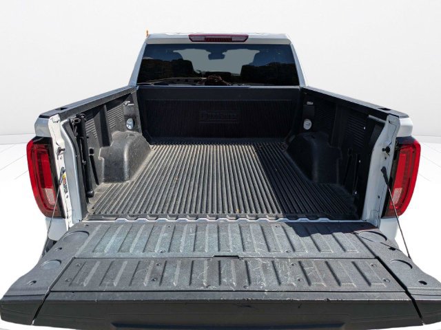 Used 2025 GMC Sierra 1500 SLT RWD image 13