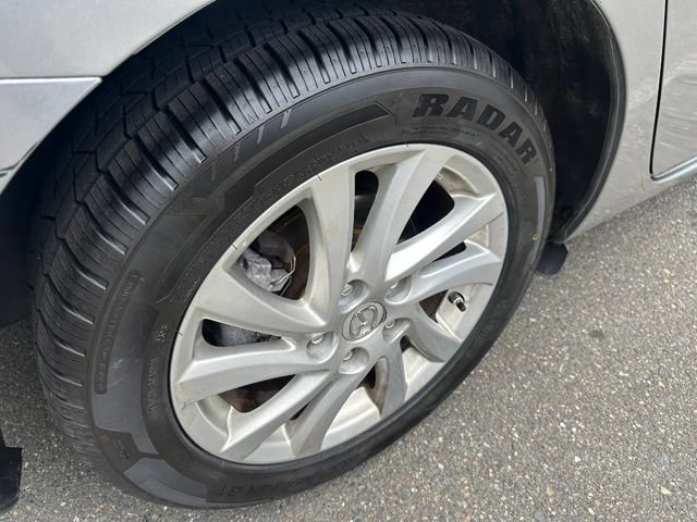 Used 2012 MAZDA MAZDA3 i Grand Touring w/ Tech Pkg FWD image 17