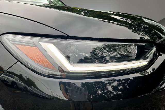 Used 2024 Honda HR-V LX image 32
