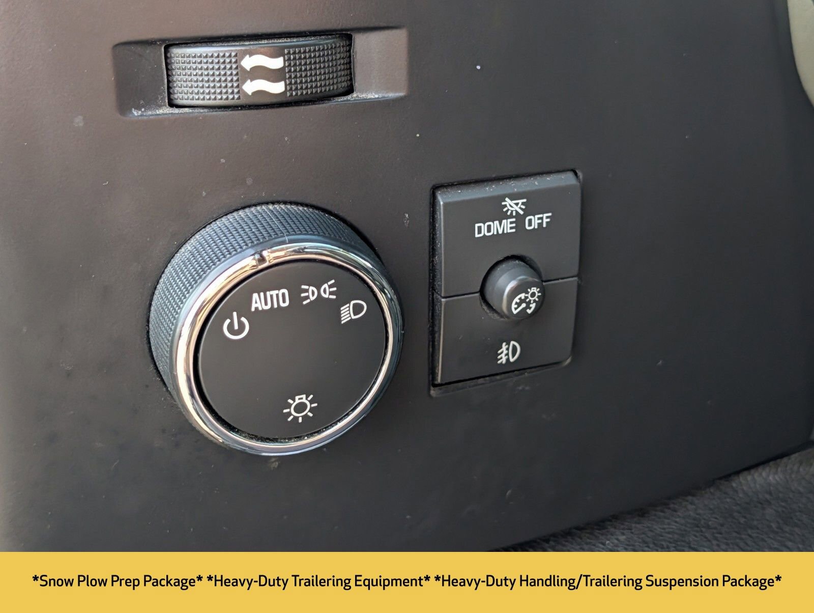 Used 2008 Chevrolet Silverado 2500 LT w/ 1LT Convenience Package image 8