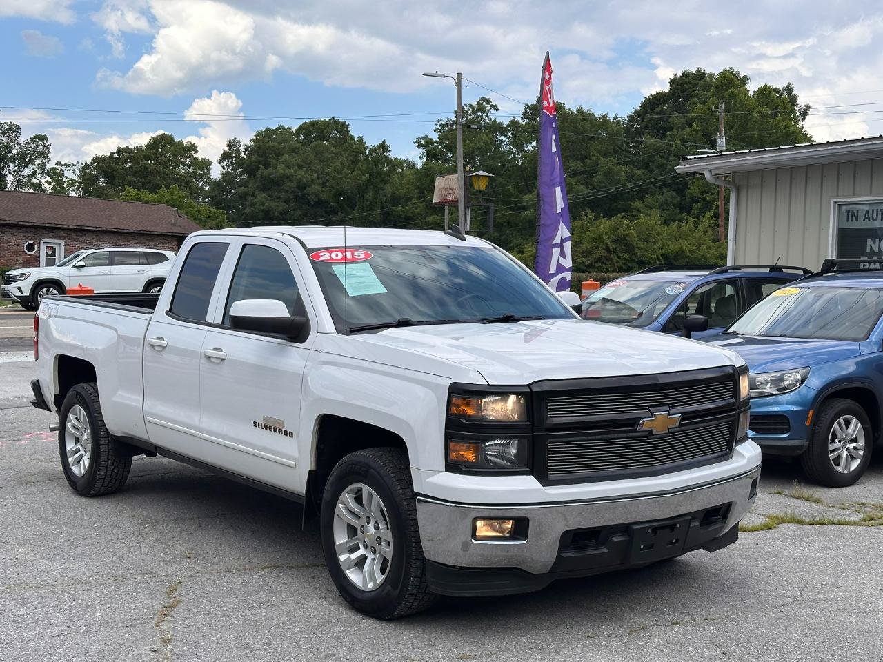 Used 2015 Chevrolet Silverado 1500 LT w/ All Star Edition AWD/4WD image 3